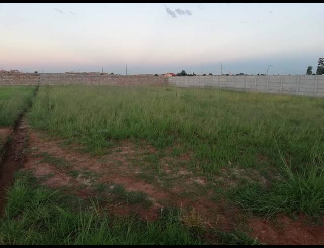 LAND FOR SALE IN VILLA LIZA